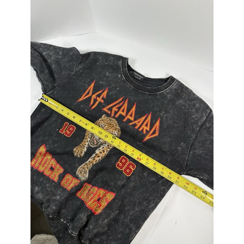 Def Leppard Rock Of Ages 1986 Acid Wash Graphic Sweatshirt Women's Large - Picture 8 of 9